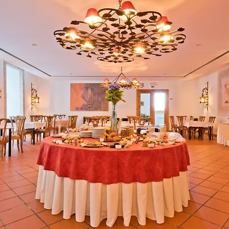 Отель Lam Convento Do Desagravo