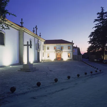 Отель Lam Convento Do Desagravo Оливейра-ду-Ошпитал