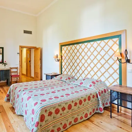 Hotel Lam Convento Do Desagravo Oliveira do Hospital