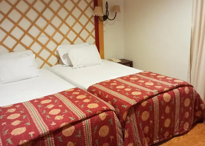 Lam Convento Do Desagravo فندق أوليفيرا دو هوسبيتال